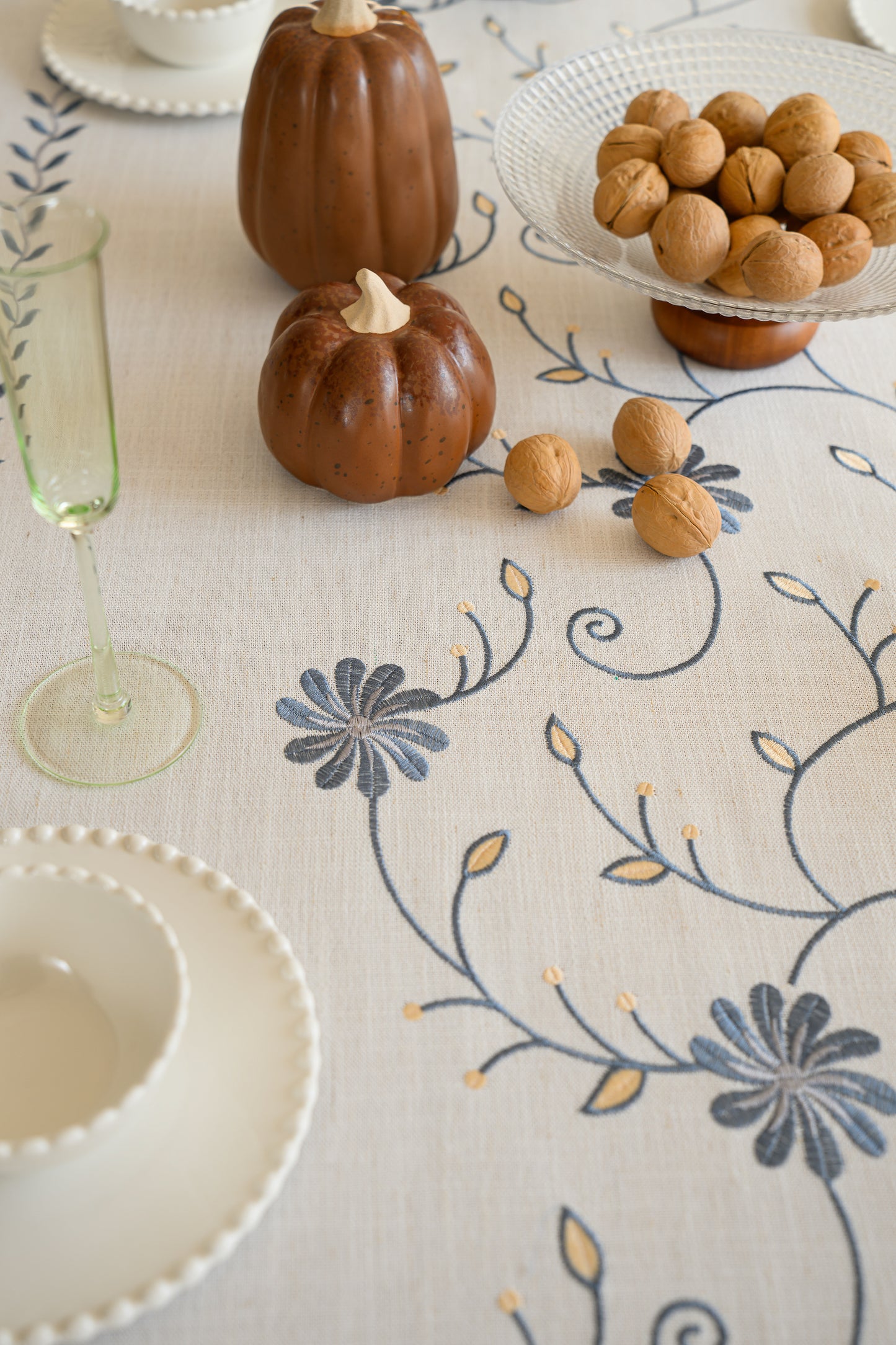 Blue Daisy Vine Embroidered Cotton-Linen Tablecloth